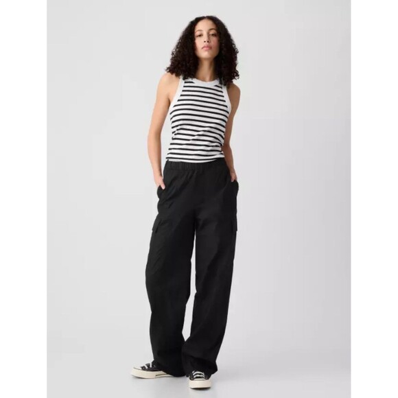 New Gap Pants Black Parachute Cargo Pull-On Medium Poplin Baggy 100% Cotton NWOT - Picture 1 of 14